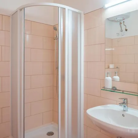 Horgasztanya Vendeghaz Guest house Balatonfured